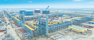 "The Belt and Road Initiative injects power into the development and prosperity of co-built countries" (Co-building the "Belt and Road").